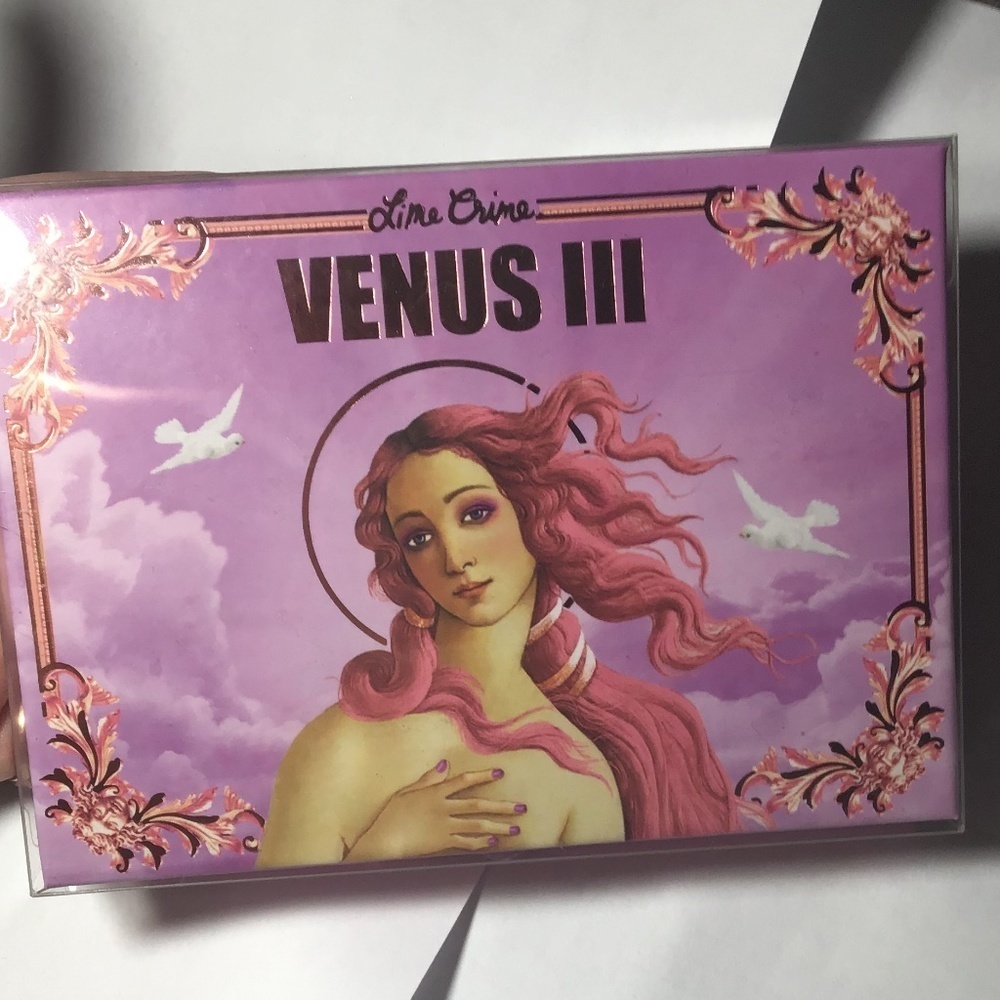 Venus three Lime crime eyeshadow pallet, bnib